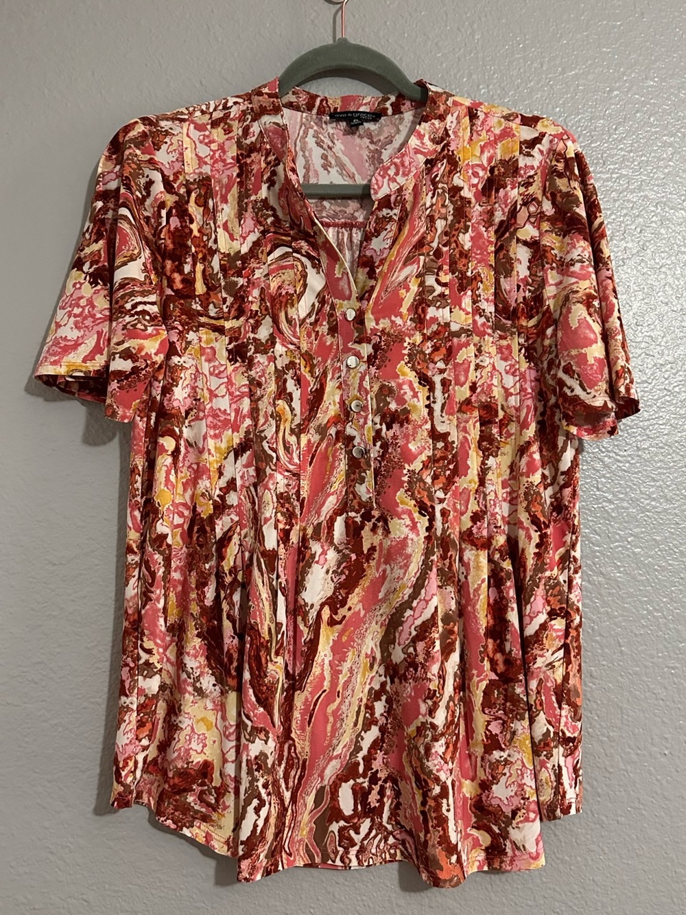Ava & Grace Women's Marble Print Short Sleeve Blouse size petite large